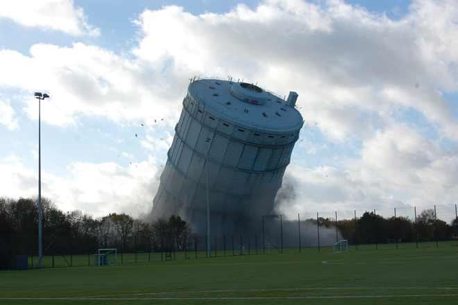 Kæmpen segner, novemver 2012